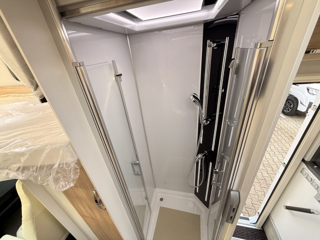 Frankia A Exposé-Bild 32