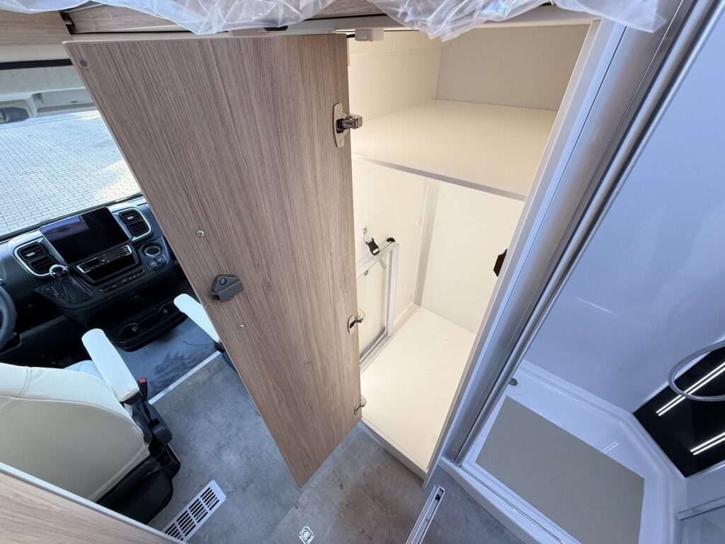 Frankia A Exposé-Bild 38