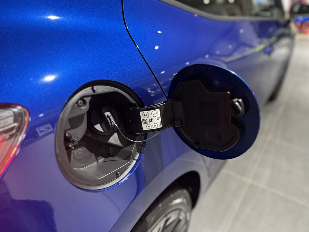 Renault Clio Exposé-Bild 8