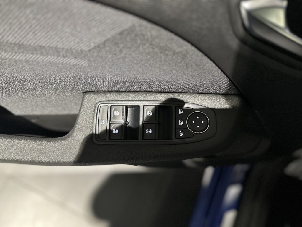 Renault Clio Exposé-Bild 21