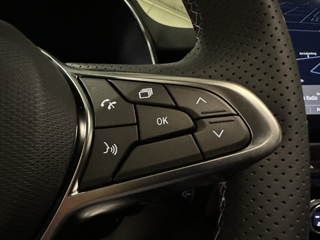 Renault Clio Exposé-Bild 27