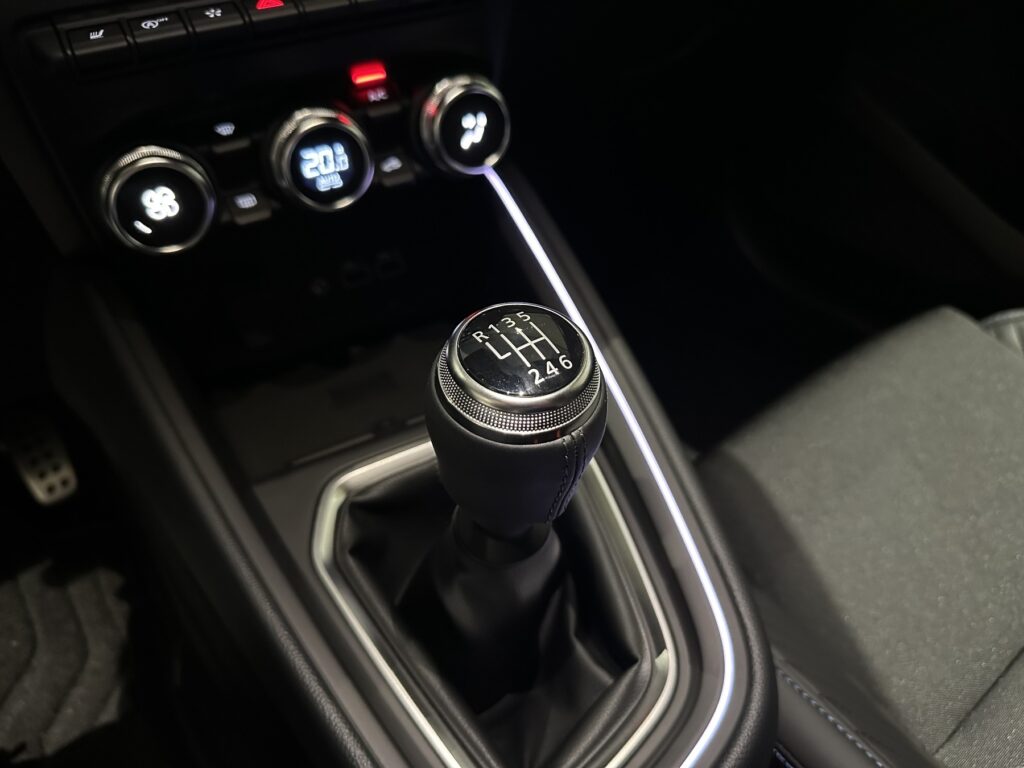 Renault Clio Exposé-Bild 35