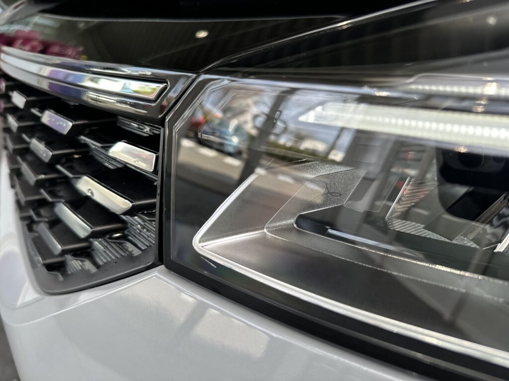 Renault Clio Exposé-Bild 5