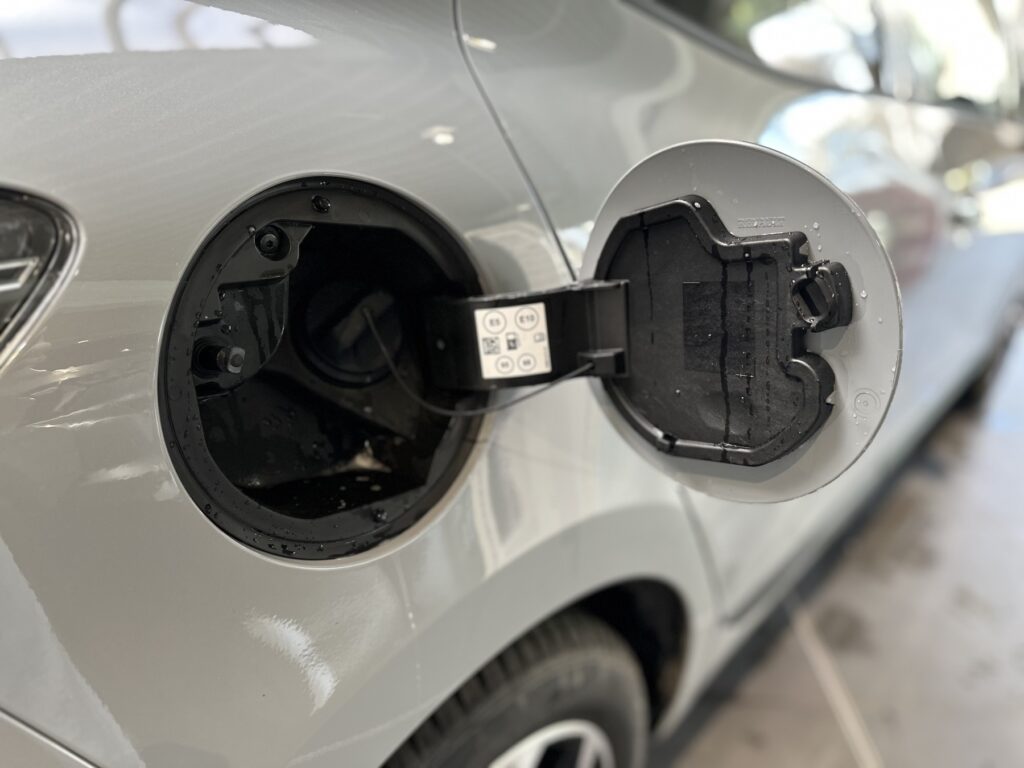 Renault Clio Exposé-Bild 9