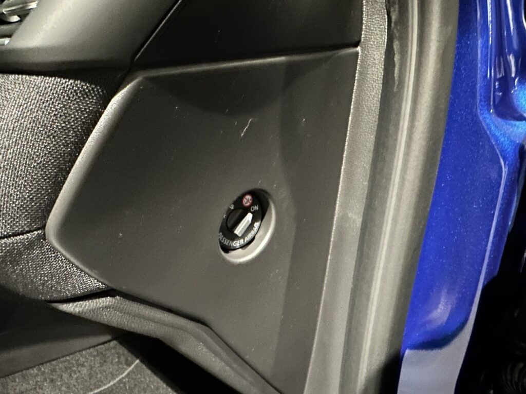 Renault Clio Exposé-Bild 44