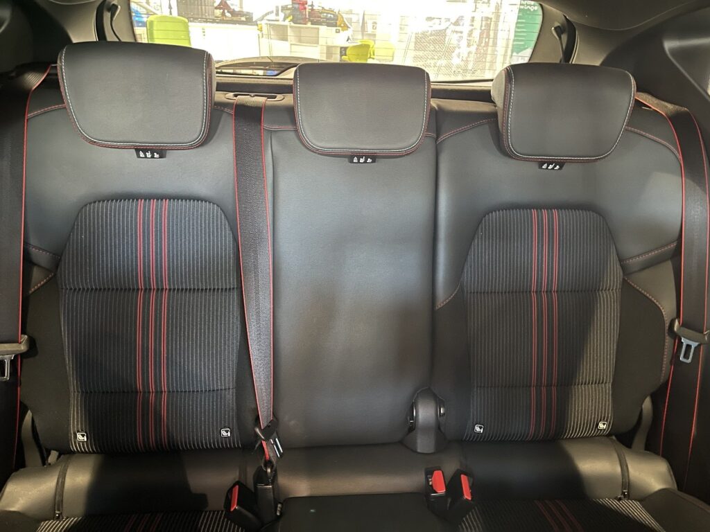 Renault Captur Exposé-Bild 12