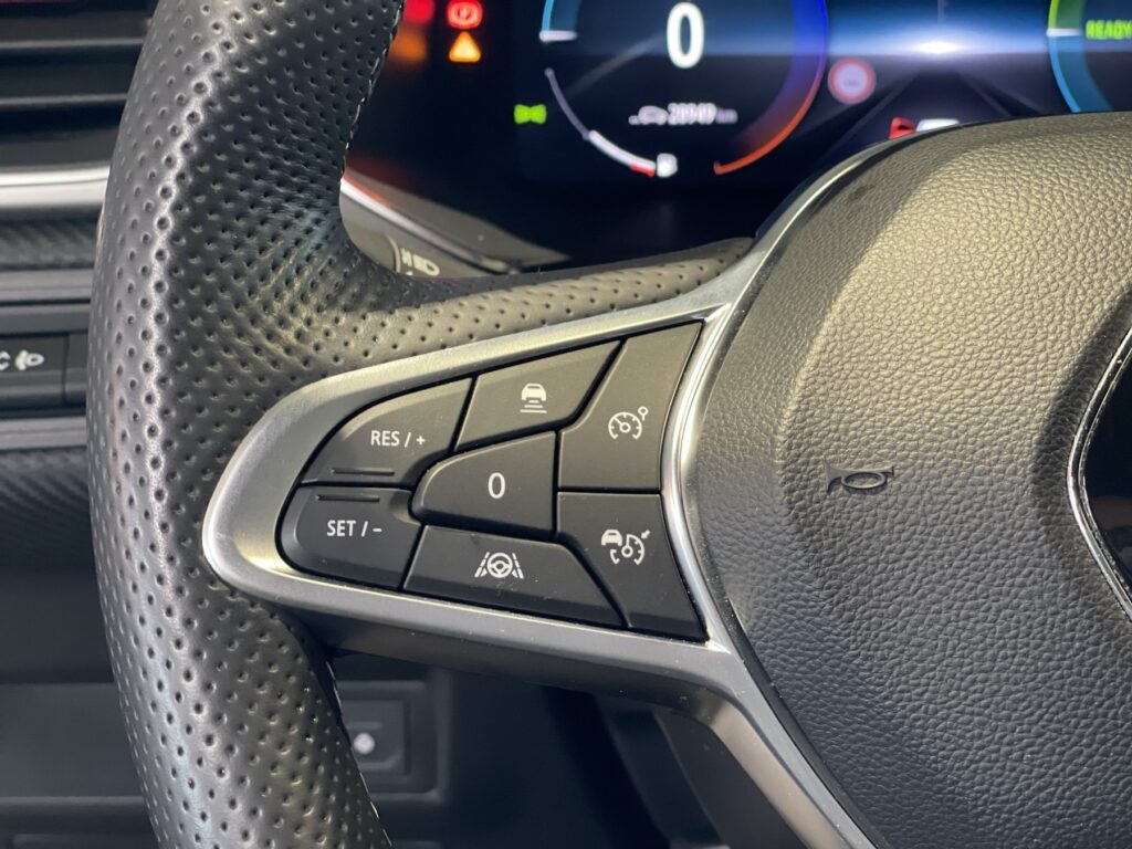 Renault Captur Exposé-Bild 38