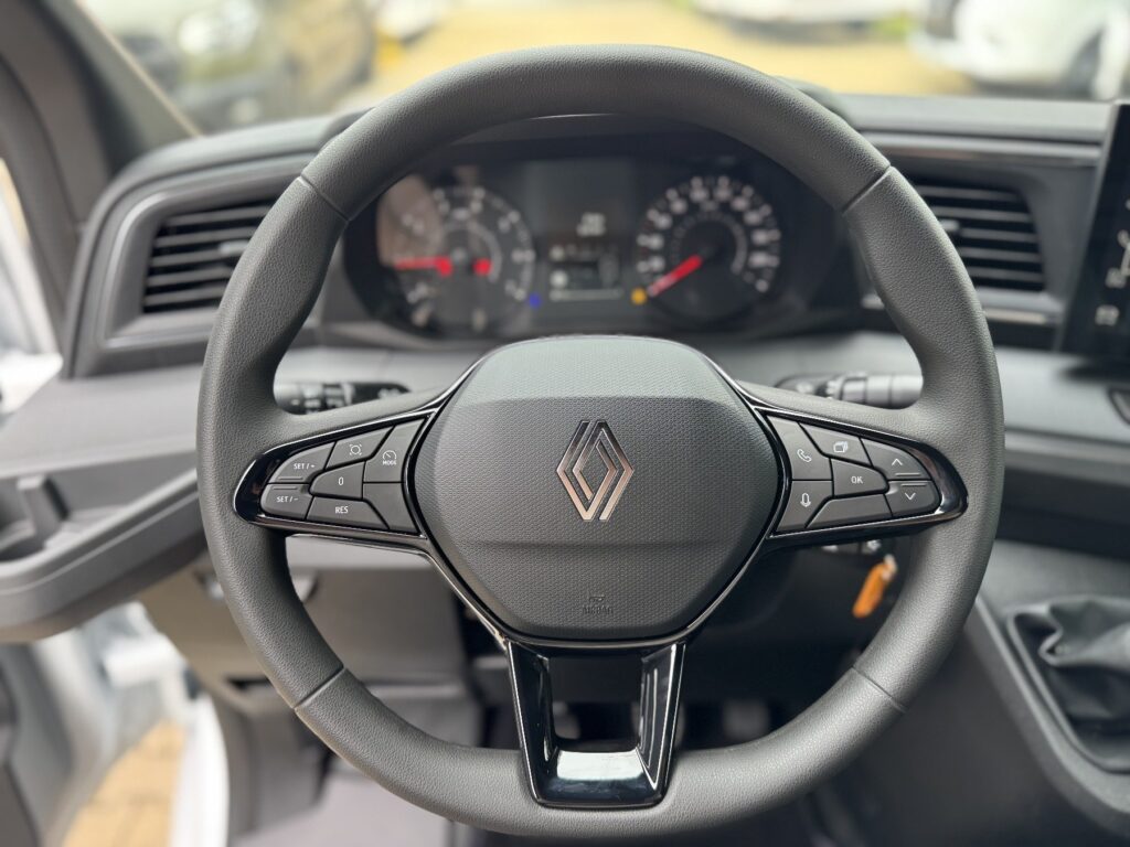 Renault Master Exposé-Bild 26