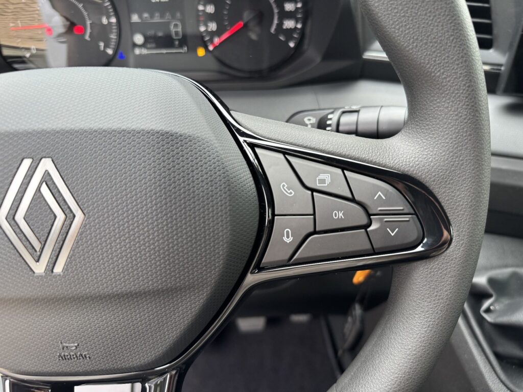 Renault Master Exposé-Bild 28