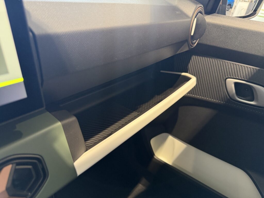 Dacia Spring Exposé-Bild 31