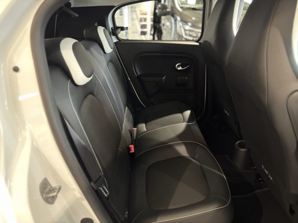 Renault Twingo Exposé-Bild 5