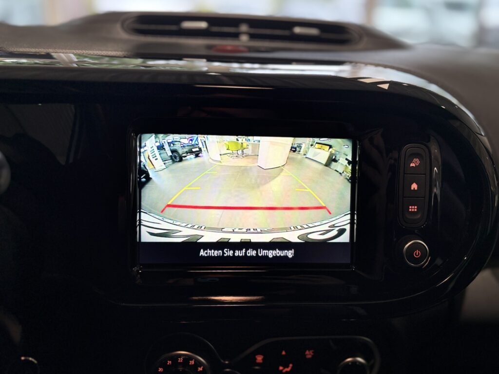 Renault Twingo Exposé-Bild 8