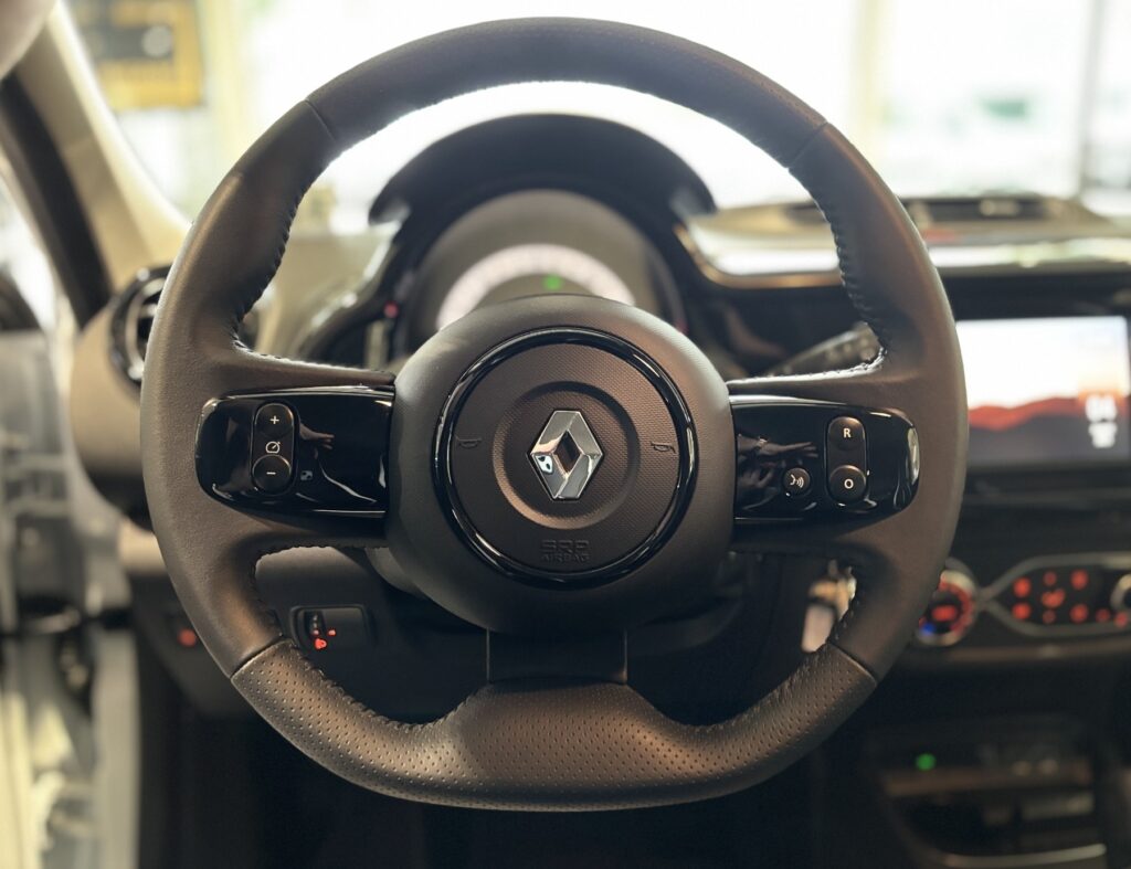 Renault Twingo Exposé-Bild 20