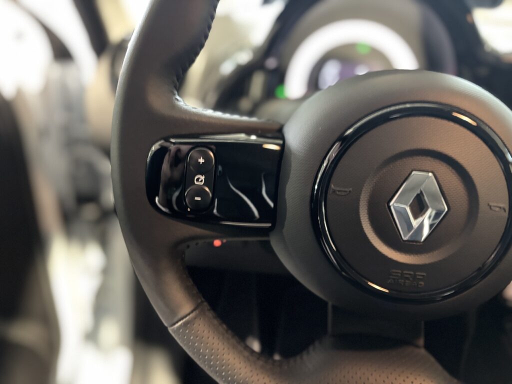 Renault Twingo Exposé-Bild 22