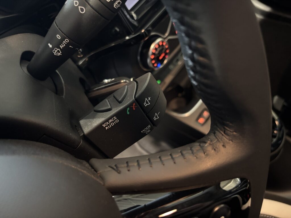 Renault Twingo Exposé-Bild 24