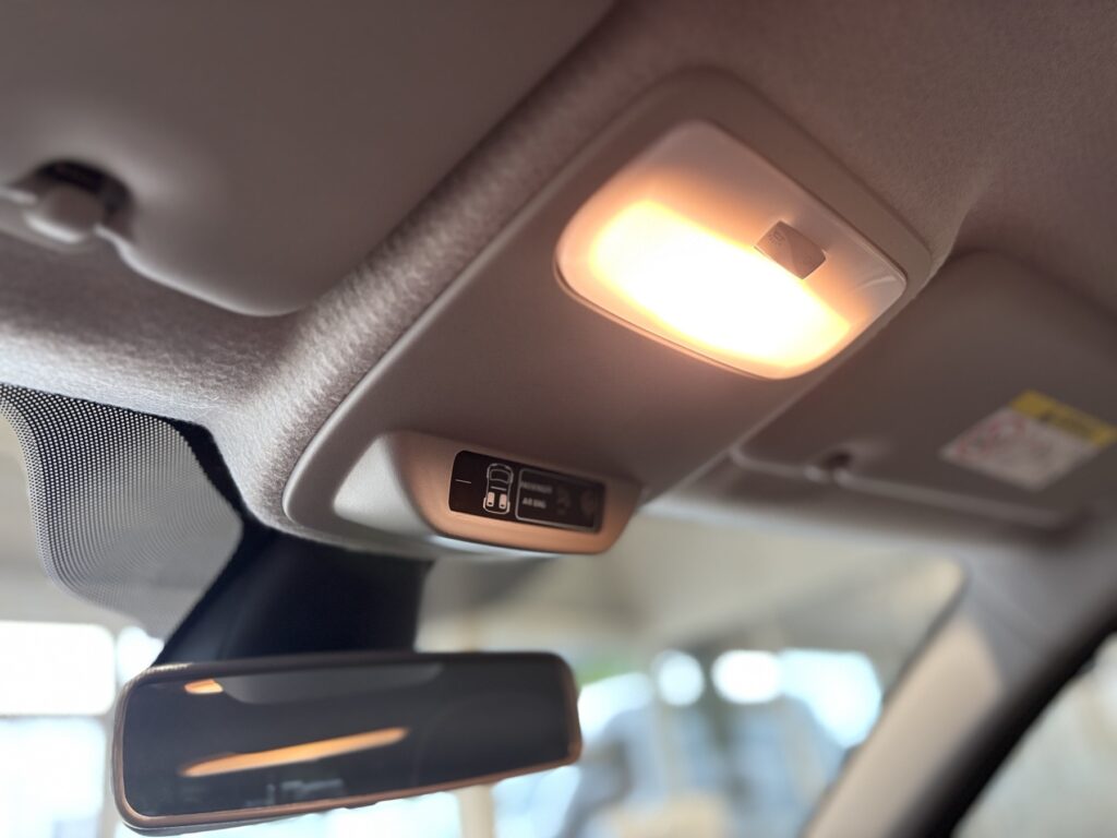 Renault Twingo Exposé-Bild 27