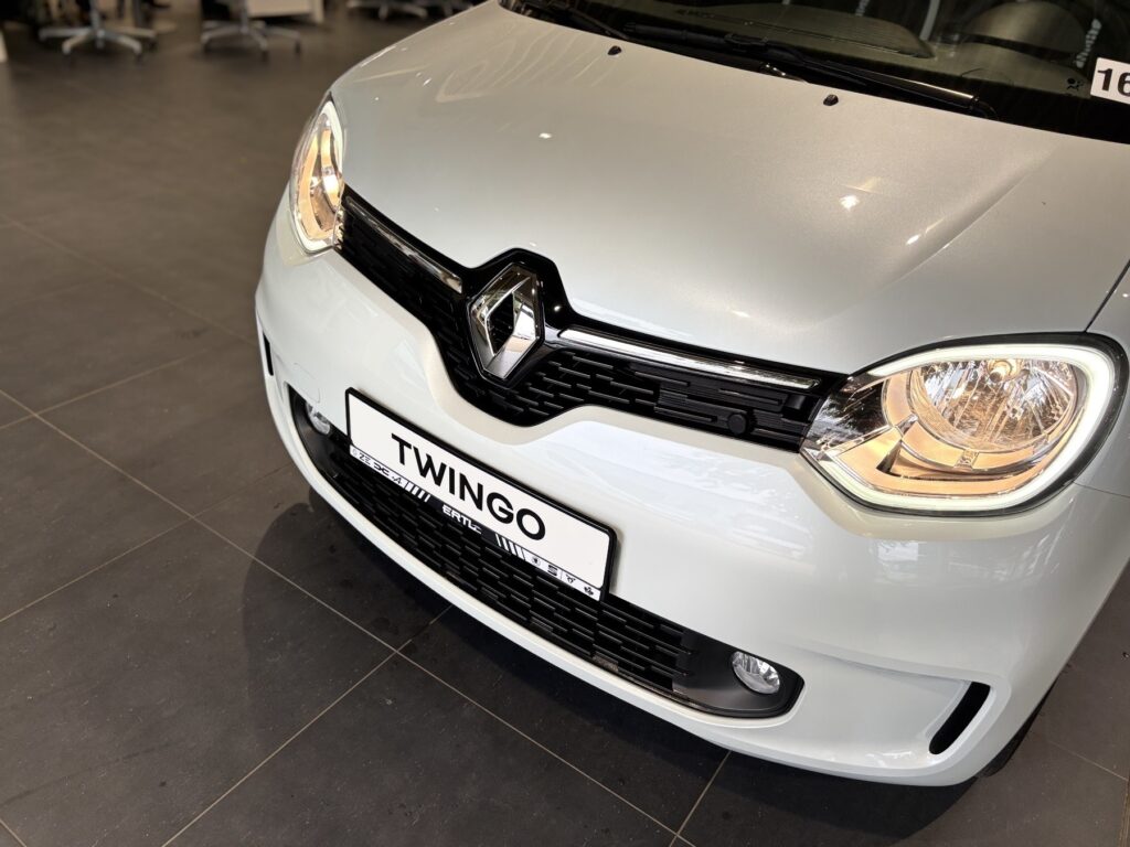 Renault Twingo Exposé-Bild 36