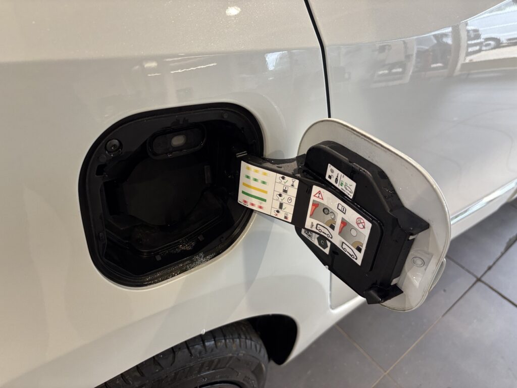 Renault Twingo Exposé-Bild 41