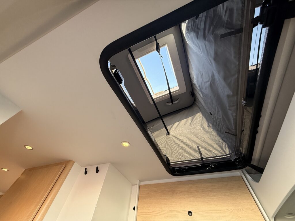 Sunlight Cliff Exposé-Bild 21