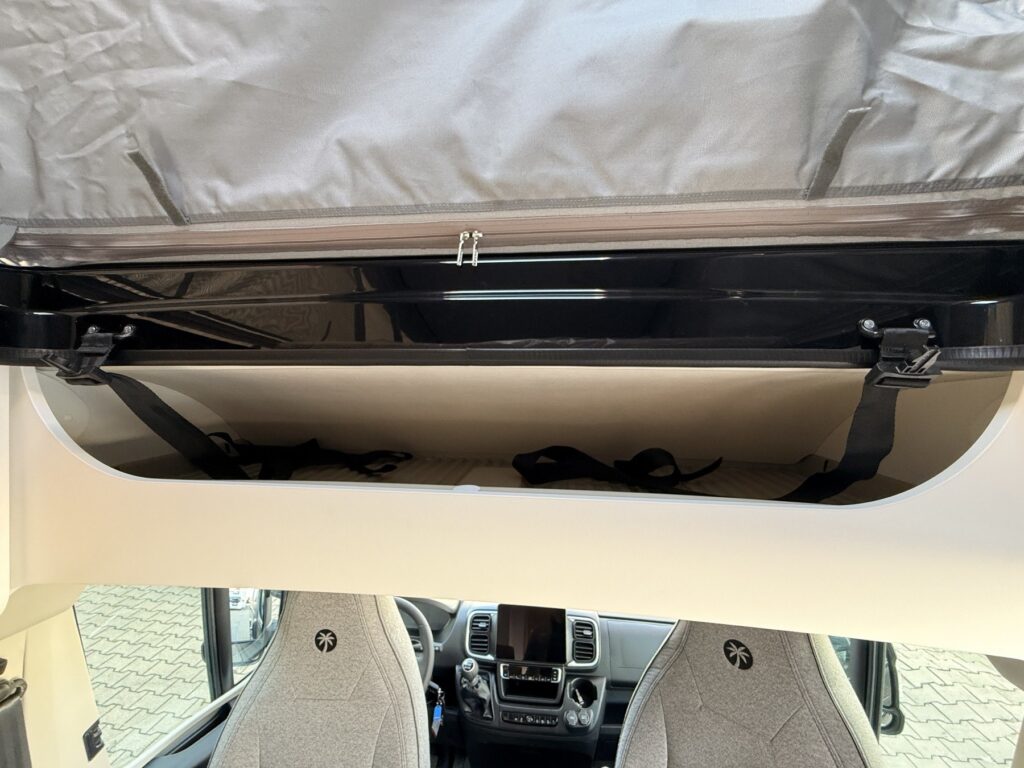 Sunlight Cliff Exposé-Bild 27