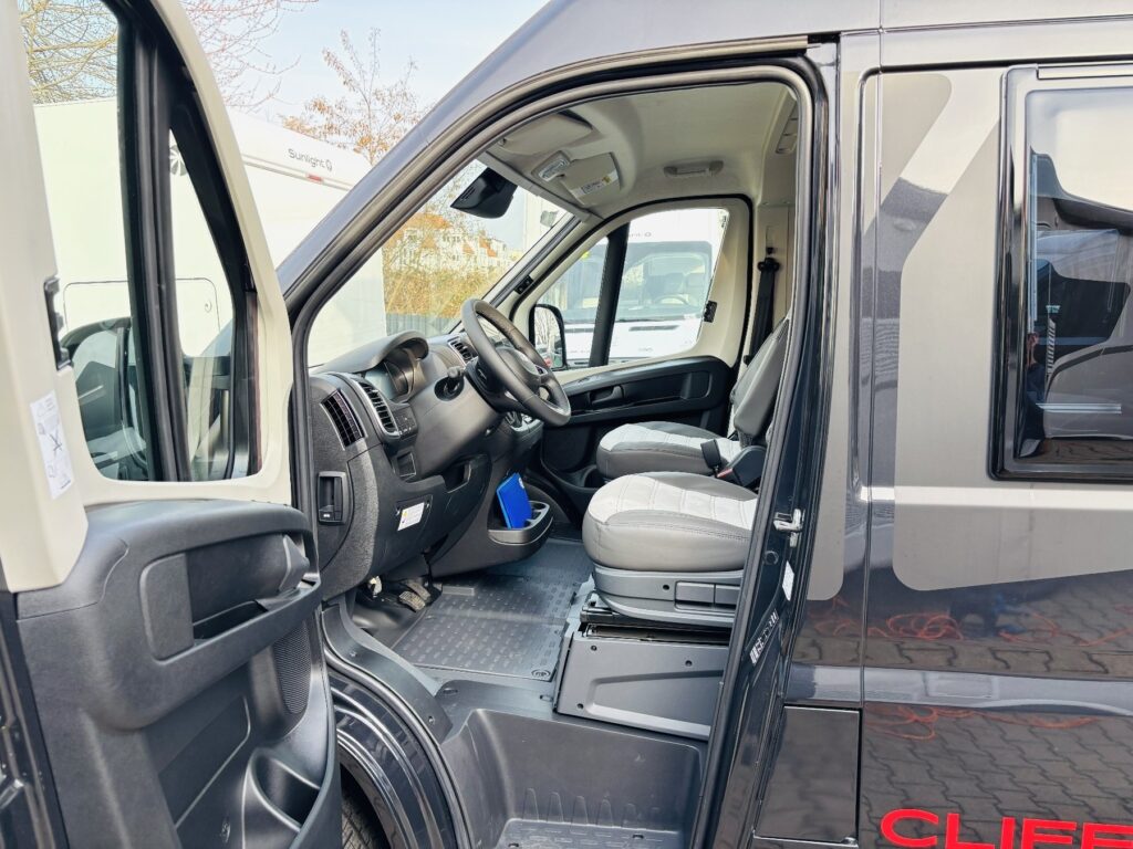 Sunlight Cliff Exposé-Bild 14