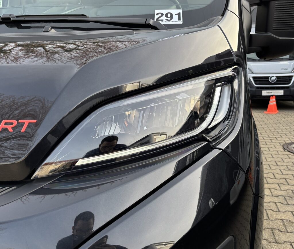 Sunlight Cliff Exposé-Bild 48