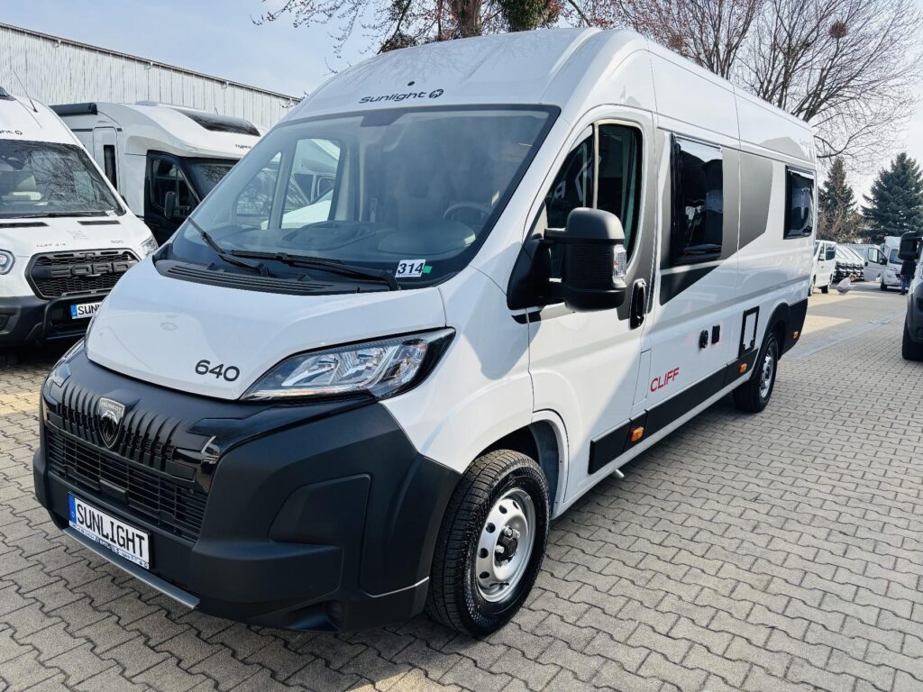 Sunlight Cliff Exposé-Bild 1