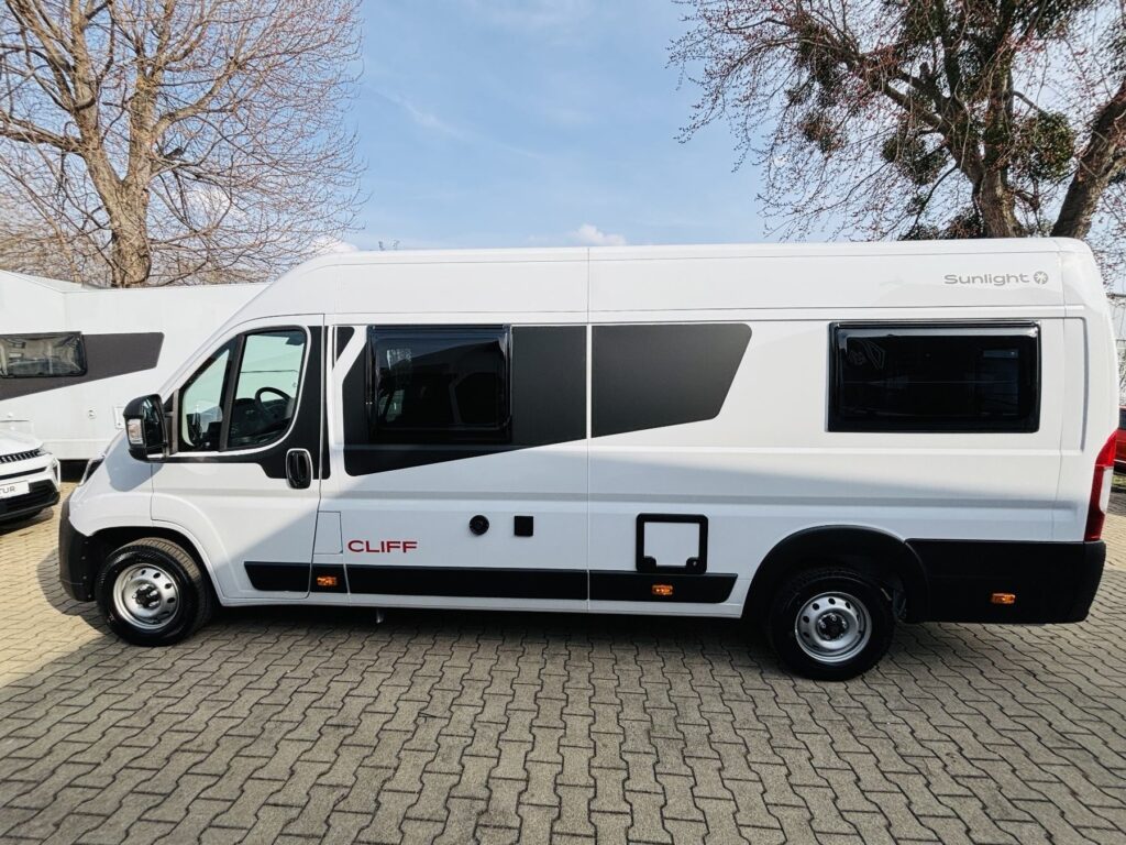 Sunlight Cliff Exposé-Bild 2