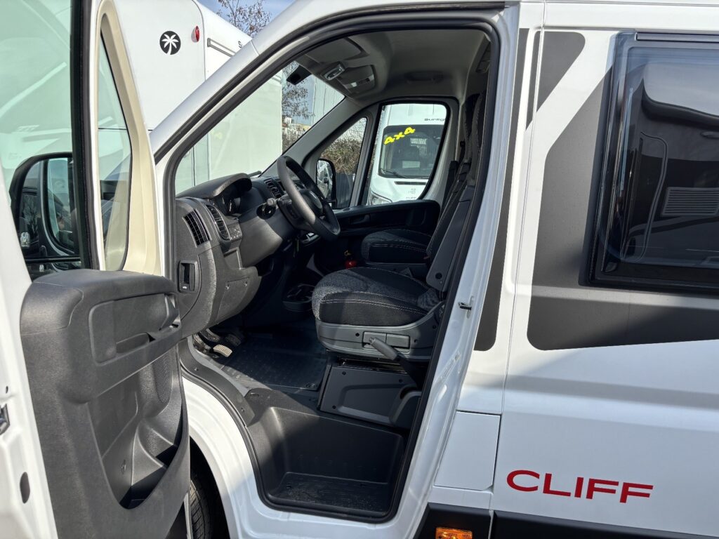 Sunlight Cliff Exposé-Bild 13