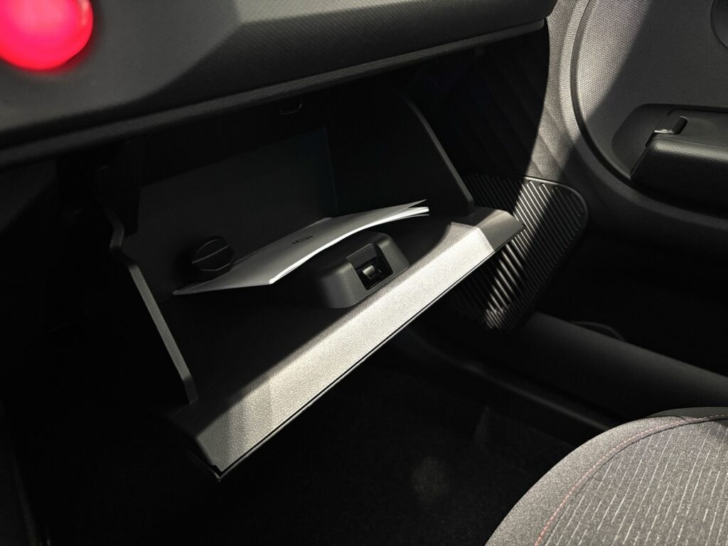 Renault Twingo Exposé-Bild 35