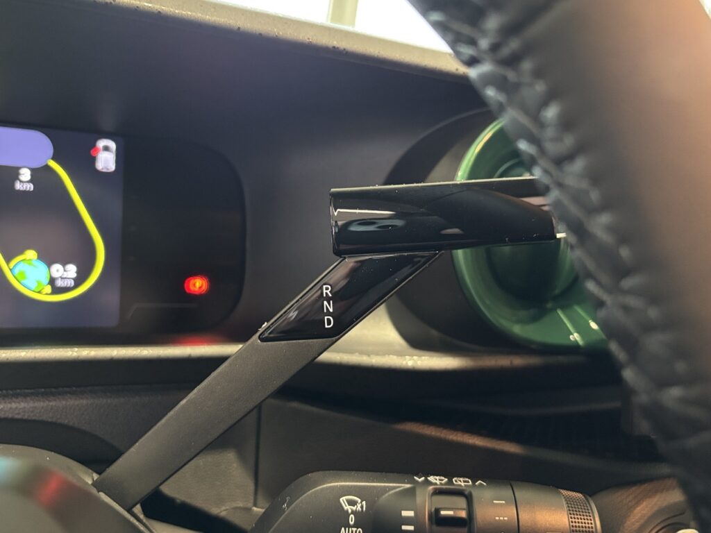 Renault Twingo Exposé-Bild 25