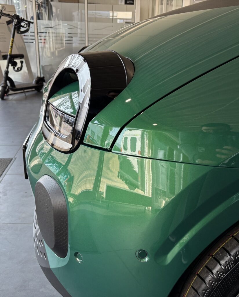 Renault Twingo Exposé-Bild 41