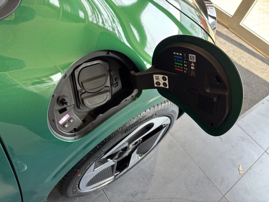 Renault Twingo Exposé-Bild 49