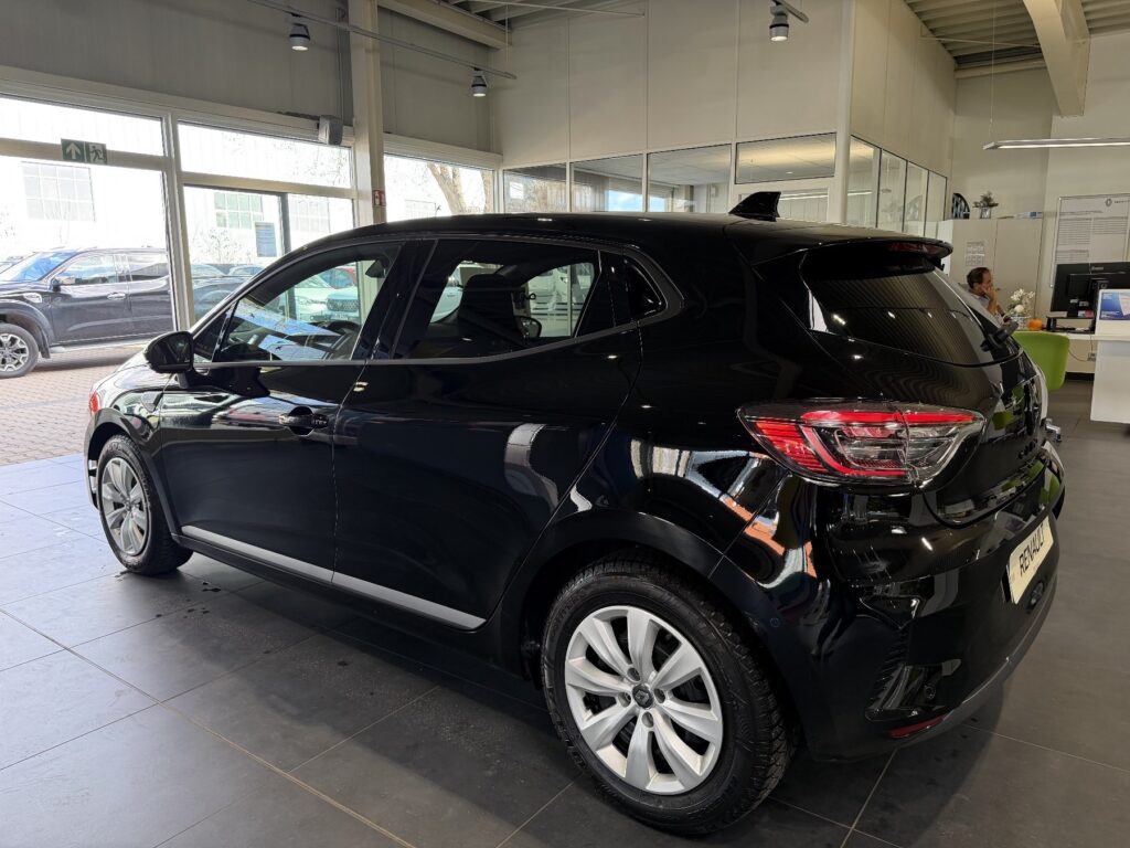 Renault Clio Exposé-Bild 16