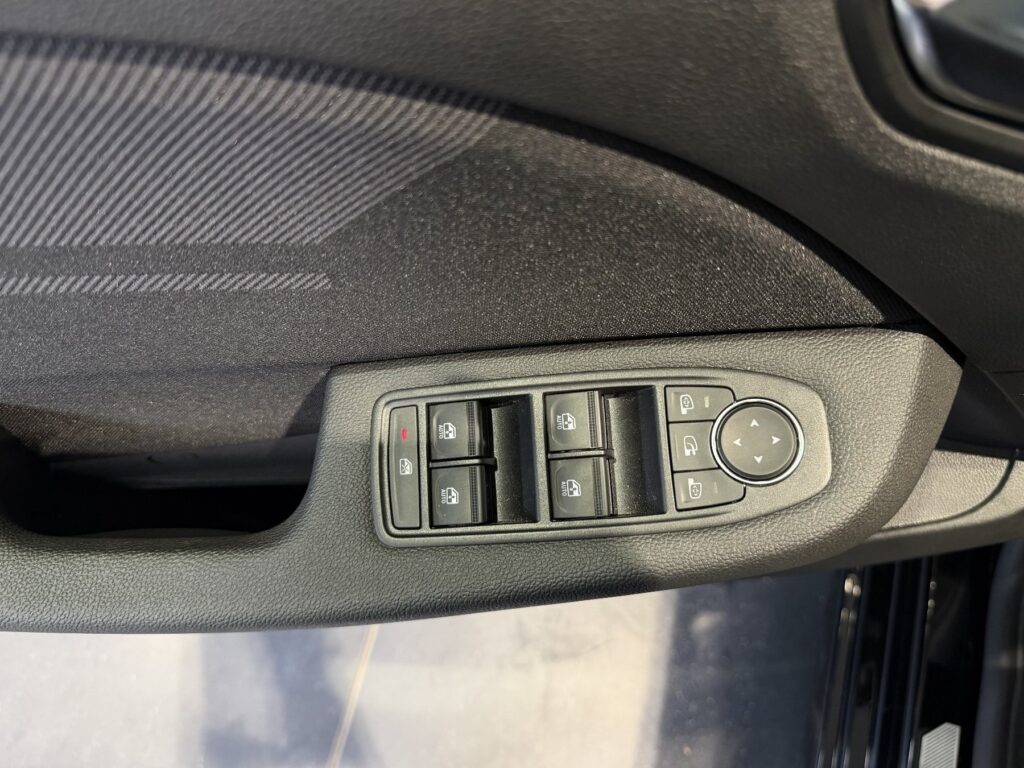 Renault Clio Exposé-Bild 20