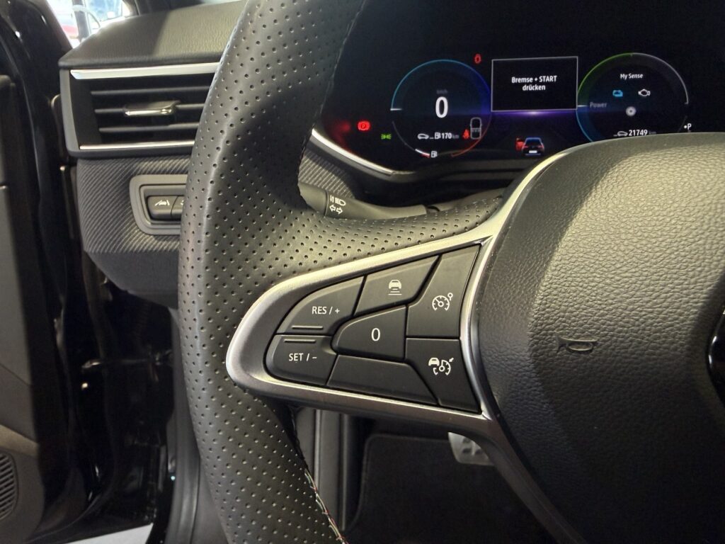 Renault Clio Exposé-Bild 23