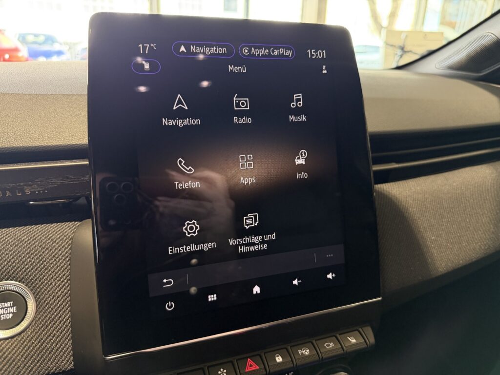 Renault Clio Exposé-Bild 31