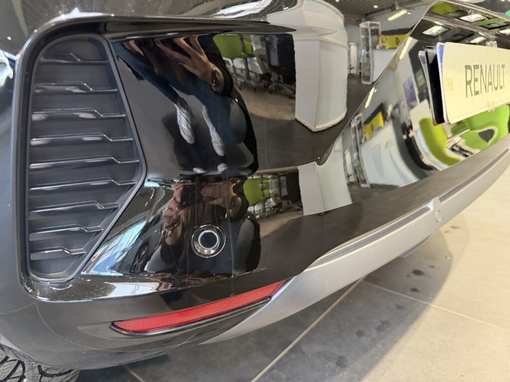 Renault Clio Exposé-Bild 45