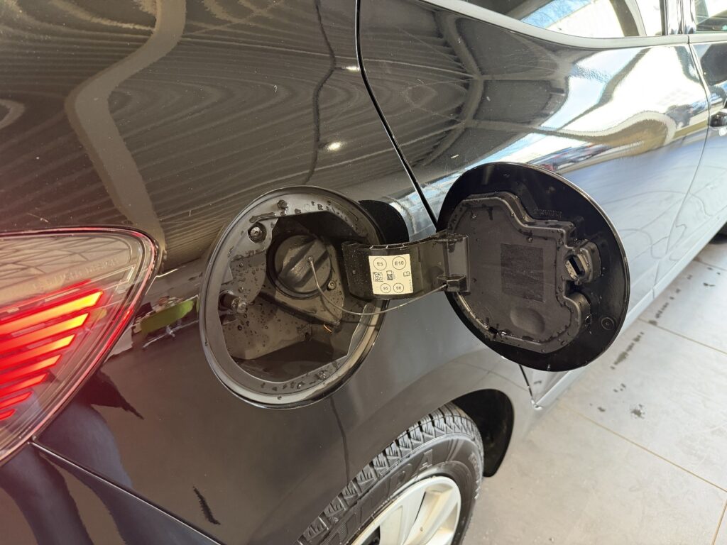 Renault Clio Exposé-Bild 47