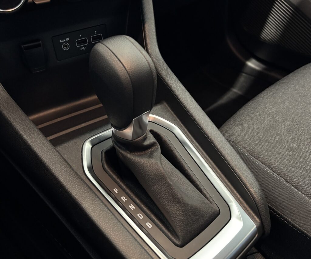 Renault Clio Exposé-Bild 13