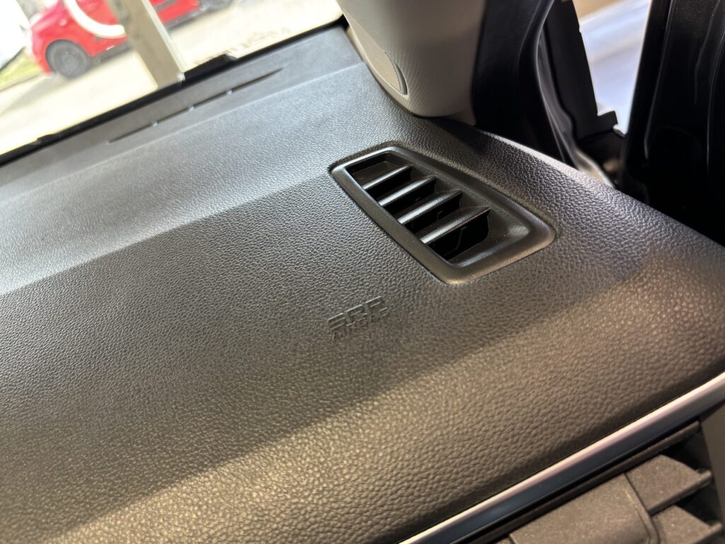 Renault Clio Exposé-Bild 33