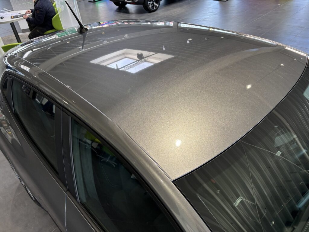 Renault Clio Exposé-Bild 46