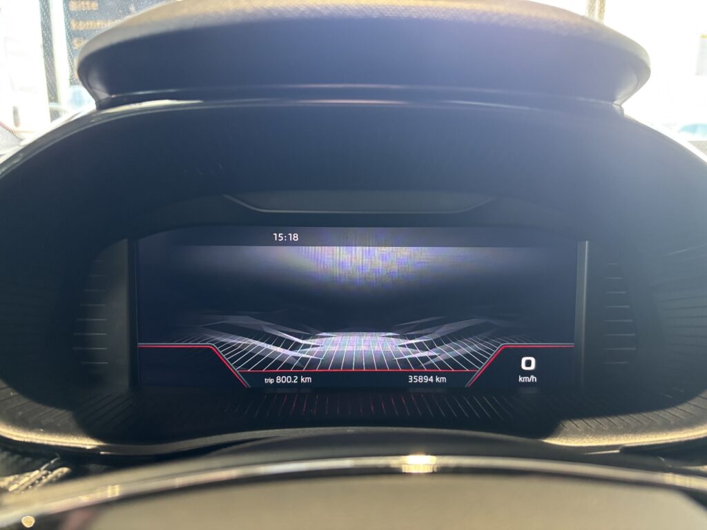 SKODA Fabia Exposé-Bild 9