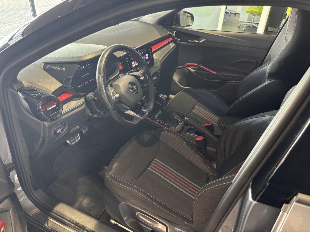 SKODA Fabia Exposé-Bild 21