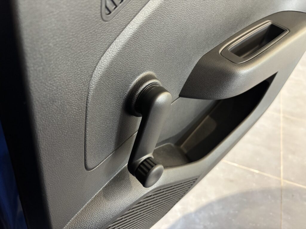 Renault Clio Exposé-Bild 7