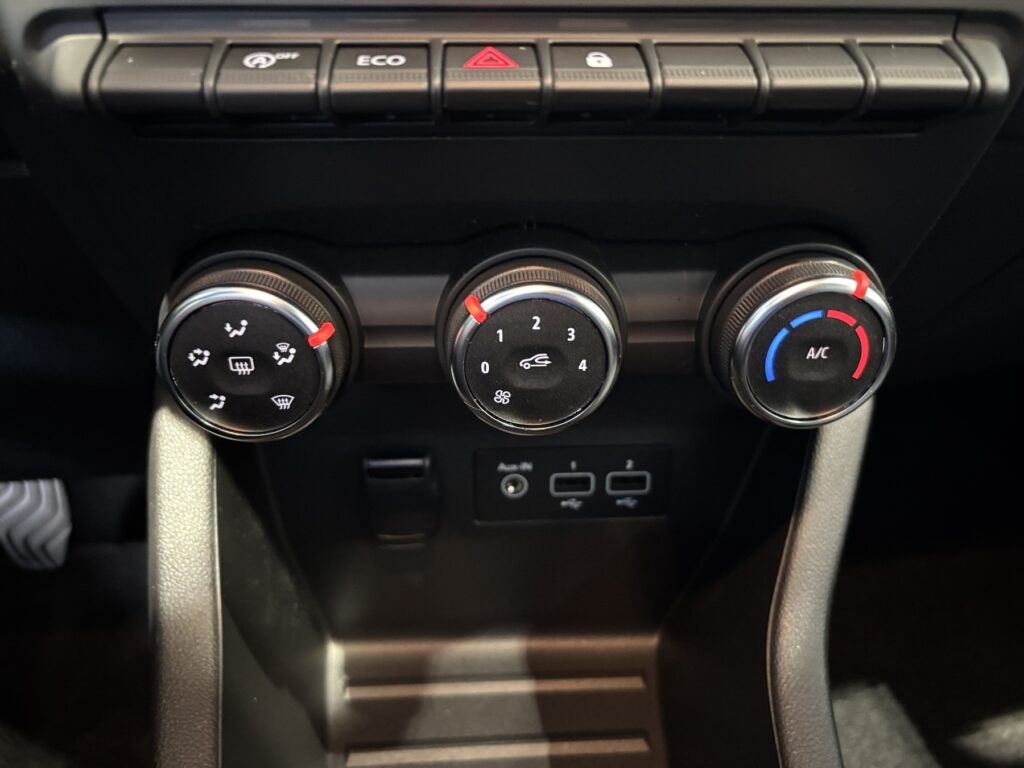 Renault Clio Exposé-Bild 12