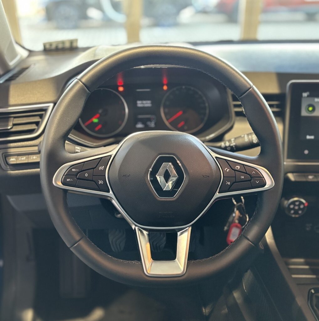 Renault Clio Exposé-Bild 24