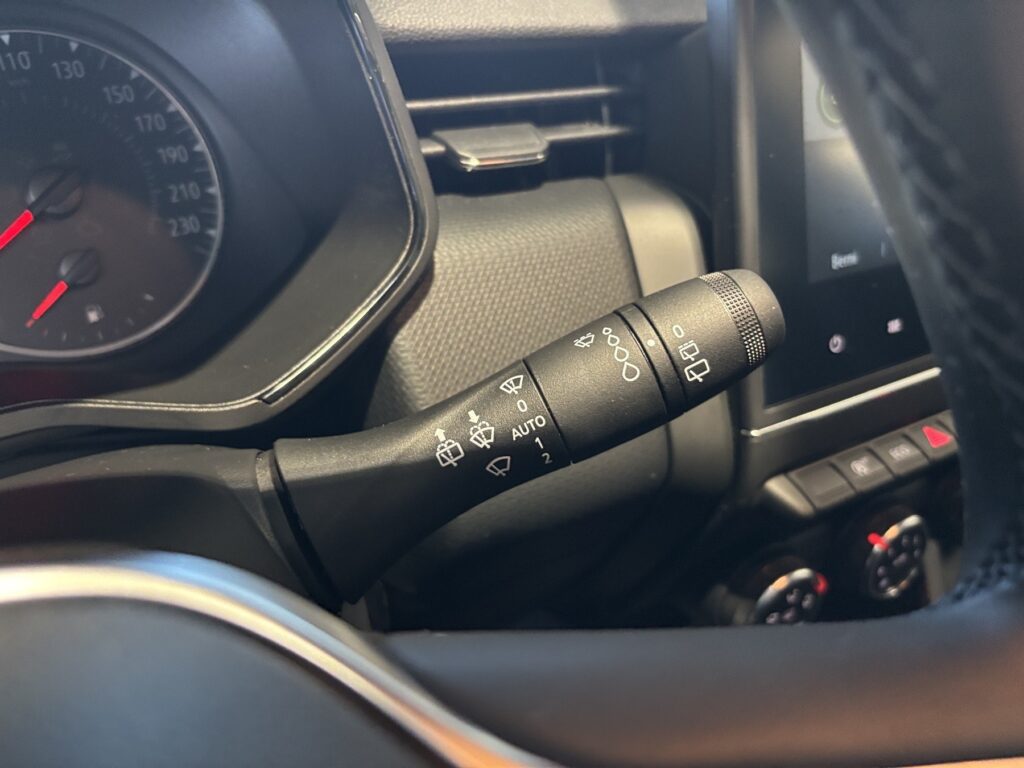 Renault Clio Exposé-Bild 27