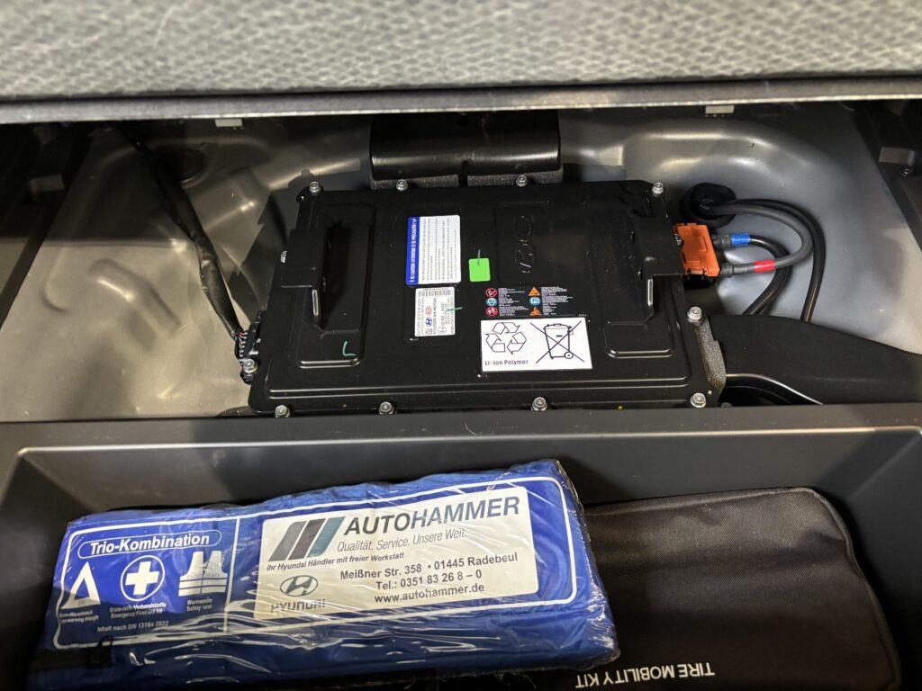 HYUNDAI i30 Exposé-Bild 19