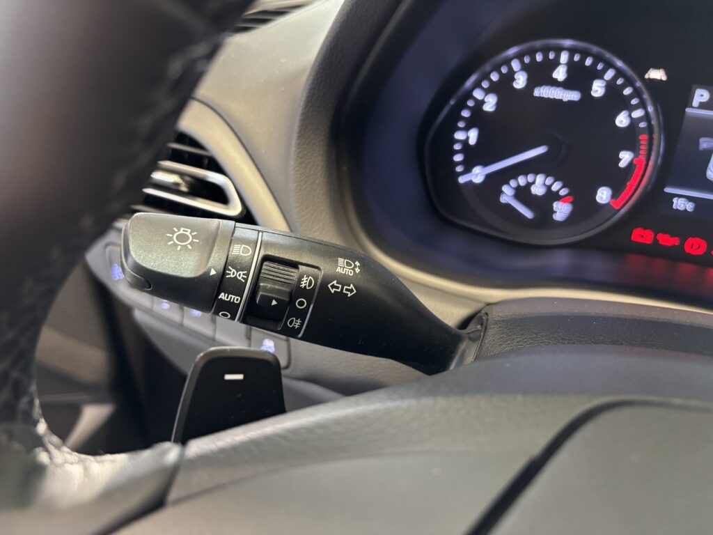 HYUNDAI i30 Exposé-Bild 27